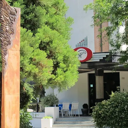 Park Hotel 3*
